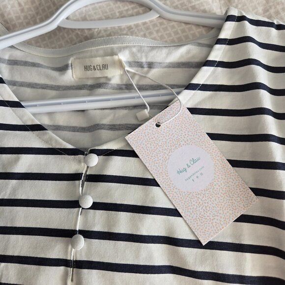 Hug & Clau T shirt - Size M - Picture 3 of 7